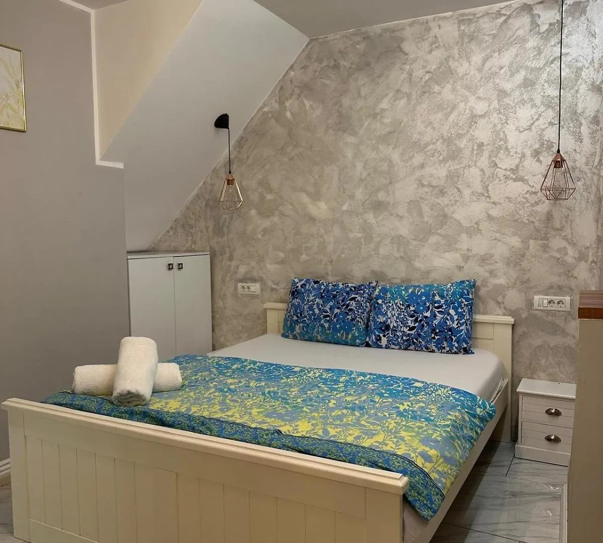 Minimal Studio In Hearth Of Old Town Boekarest
