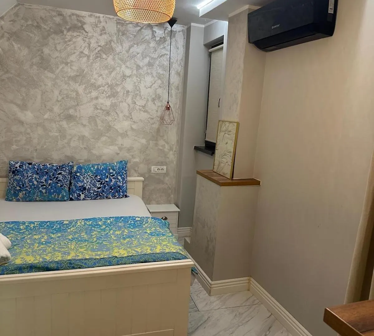 Minimal Studio In Hearth Of Old Town Bucarest Appartamento
